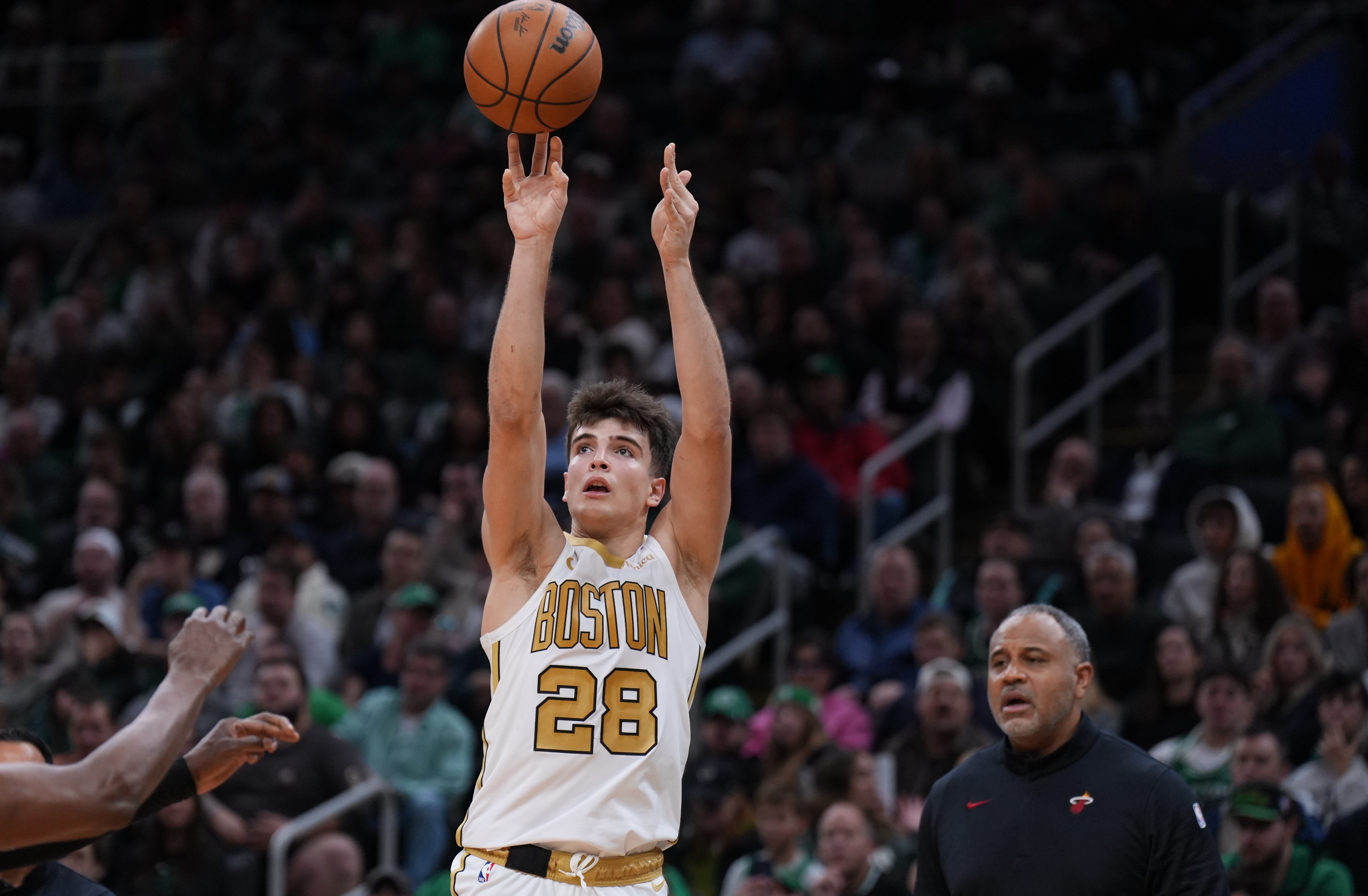 世界杯比赛在线观看平台-马祖拉谈28号秀冈萨雷斯：他打球很拼 防守直觉稍微领先一步